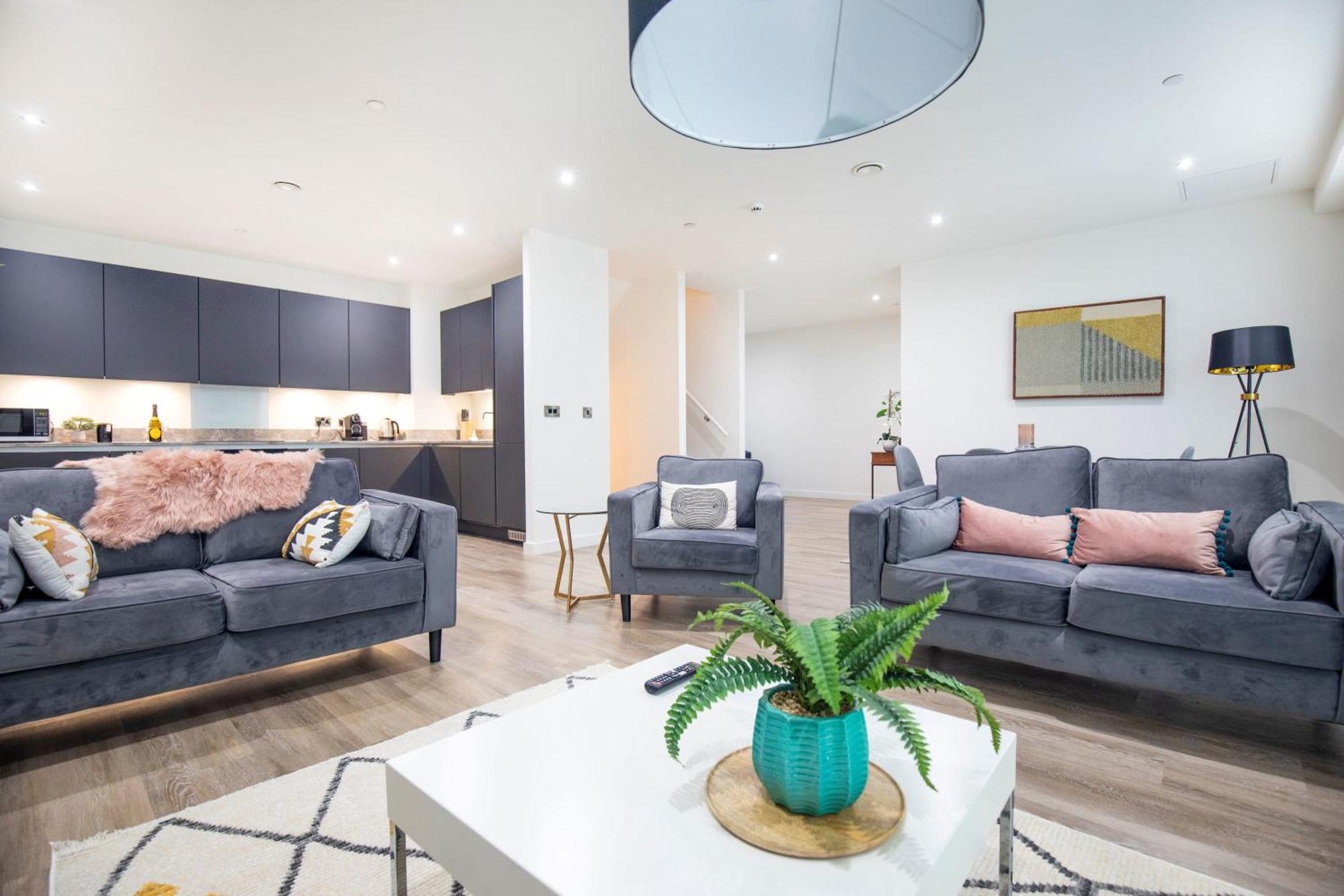 הוילה מנצ'סטר Luxury Free Parking Townhouse מראה חיצוני תמונה